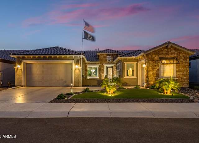 Property at 27664 W Pontiac Dr, Buckeye, AZ 85396, 2 beds, 2 baths