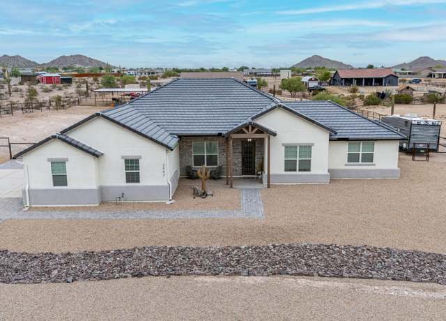 Property at 2062 W Moon Dust Trl, Queen Creek, AZ 85144, 4 beds, 2.5 baths