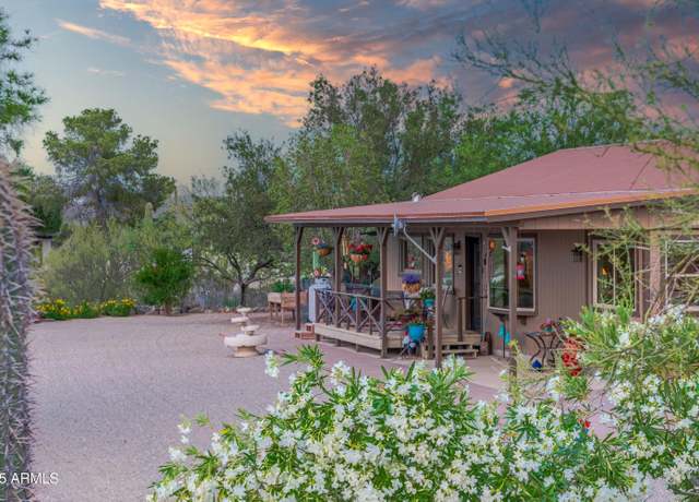Property at 1185 S Camino Cobre Dr, Wickenburg, AZ 85390, 2 beds, 2 baths