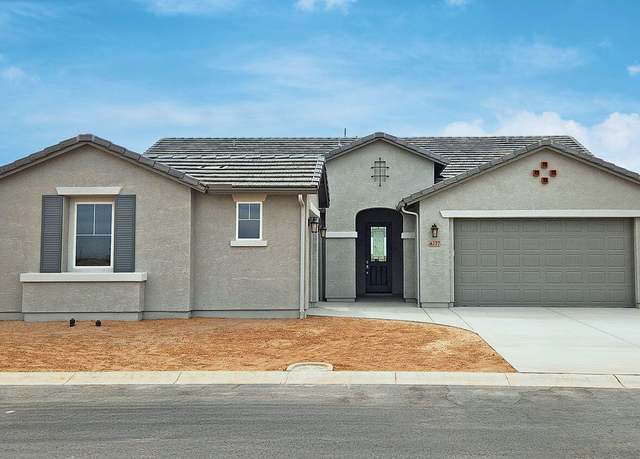 Property at 4227 W Adobe Dr, Eloy, AZ 85131, 2 beds, 2.5 baths