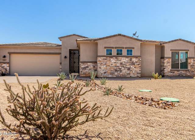 Property at 13617 E Lucia Dr, Scottsdale, AZ 85262, 3 beds, 2.5 baths