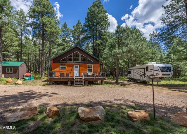 Property at 1225 Highway Loop, Forest Lakes, AZ 85931, 2 beds, 1 bath