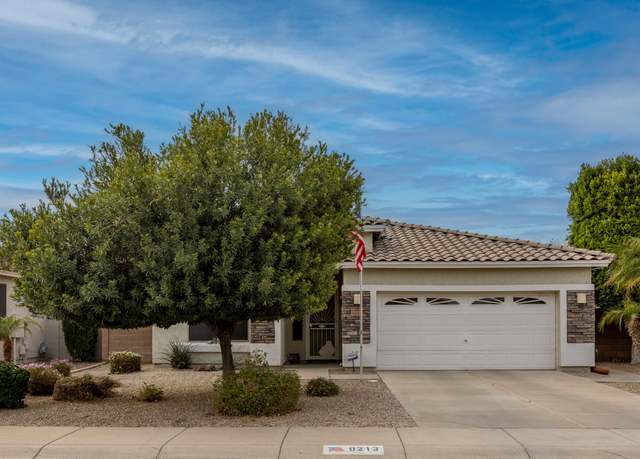 Property at 9213 W Clara Ln, Peoria, AZ 85382, 3 beds, 2 baths