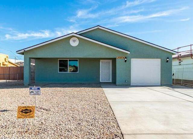Property at 1217 S 12th Ave, Phoenix, AZ 85007, 3 beds, 2 baths