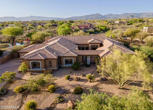 Property at 8392 E Eagle Feather Rd, Scottsdale, AZ 85266, 4 beds, 3.5 baths