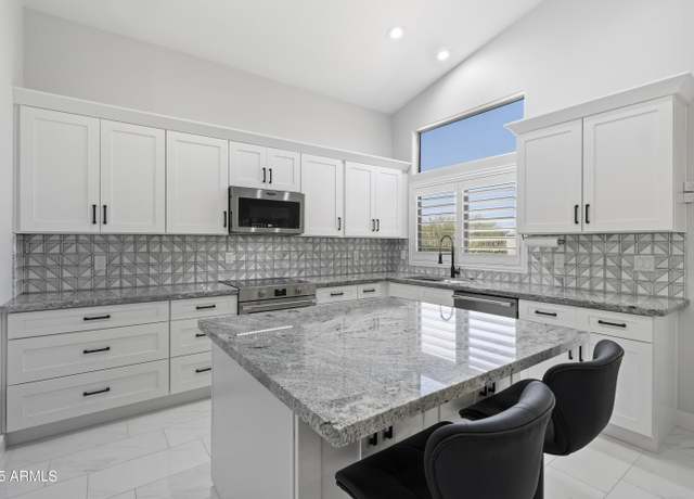 Property at 6872 E Las Animas Trl, Gold Canyon, AZ 85118, 3 beds, 2 baths