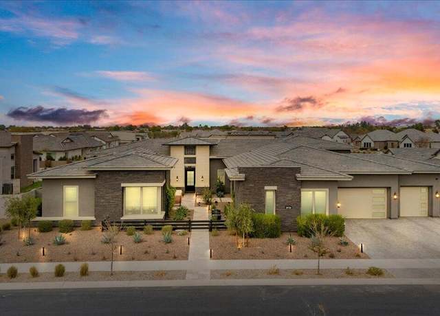 Property at 19726 E Vallejo St, Queen Creek, AZ 85142, 4 beds, 4.5 baths