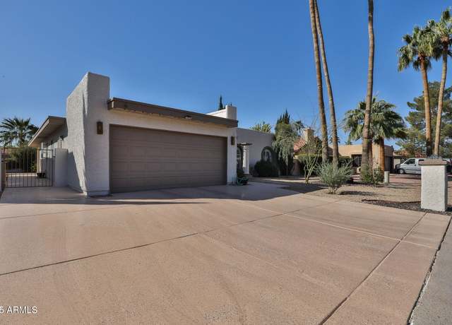 Property at 10421 E Silvertree Dr, Sun Lakes, AZ 85248, 3 beds, 2 baths
