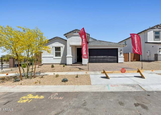Property at 2324 W Moody Trl, Phoenix, AZ 85041, 5 beds, 3 baths