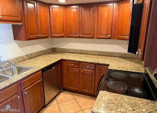Property at 12440 N 20th St #223, Phoenix, AZ 85022, 2 beds, 1 bath