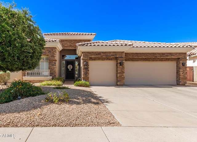 Property at 621 W Desert Ave, Gilbert, AZ 85233, 5 beds, 3 baths