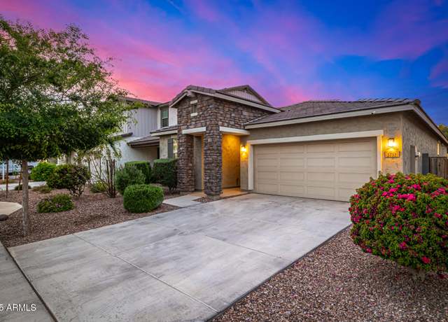 Property at 5752 N 109th Ave, Phoenix, AZ 85037, 3 beds, 3 baths