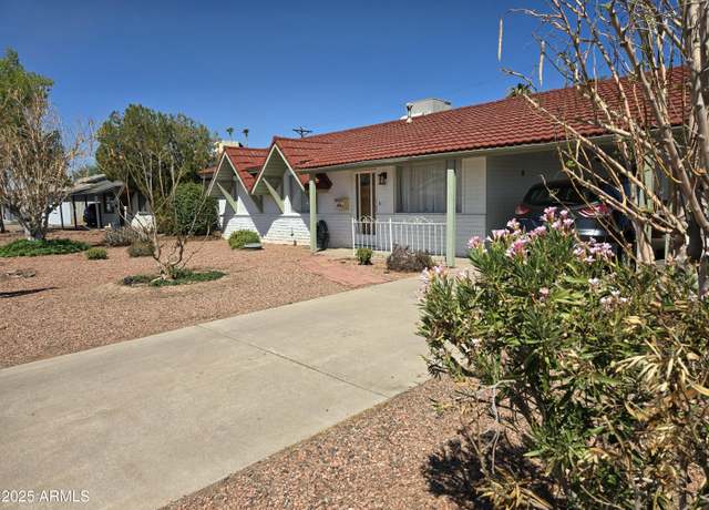 Property at 3932 W Lawrence Ln, Phoenix, AZ 85051, 3 beds, 2 baths