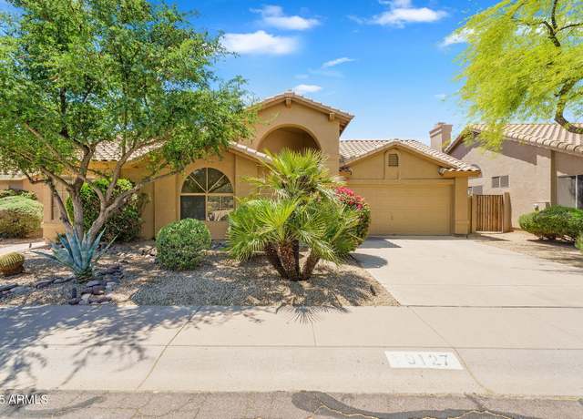 Property at 9127 E Siesta Ln, Scottsdale, AZ 85255, 3 beds, 2 baths
