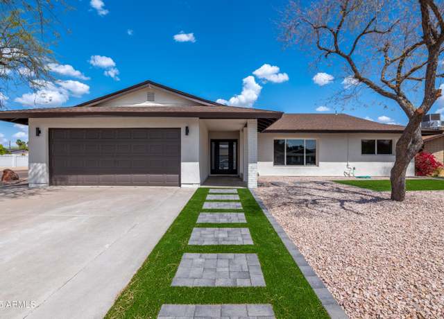 Property at 8602 E Whitton Ave, Scottsdale, AZ 85251, 3 beds, 2 baths