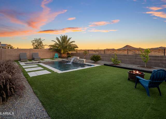 Property at 537 E Balao Dr, Phoenix, AZ 85085, 3 beds, 2 baths