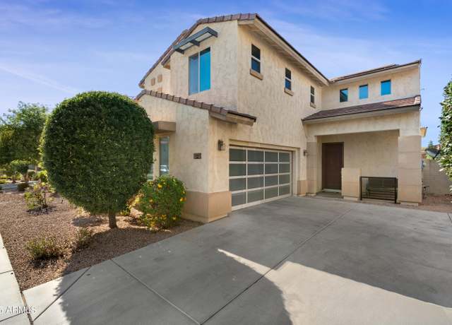 Property at 1502 E Goldcrest St, Gilbert, AZ 85297, 5 beds, 3 baths