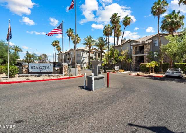 Property at 2025 E Campbell Ave #132, Phoenix, AZ 85016, 2 beds, 1 bath