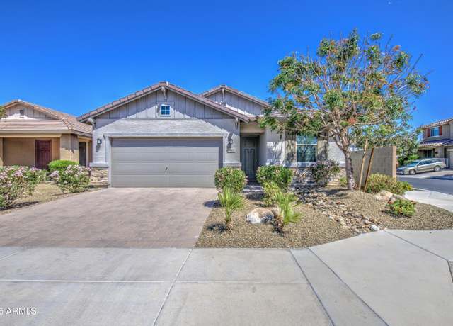 Property at 7423 S 28th Pl, Phoenix, AZ 85042, 3 beds, 2.5 baths