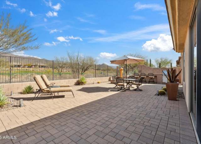 Property at 2214 W Muirfield Dr, Anthem, AZ 85086, 3 beds, 3 baths