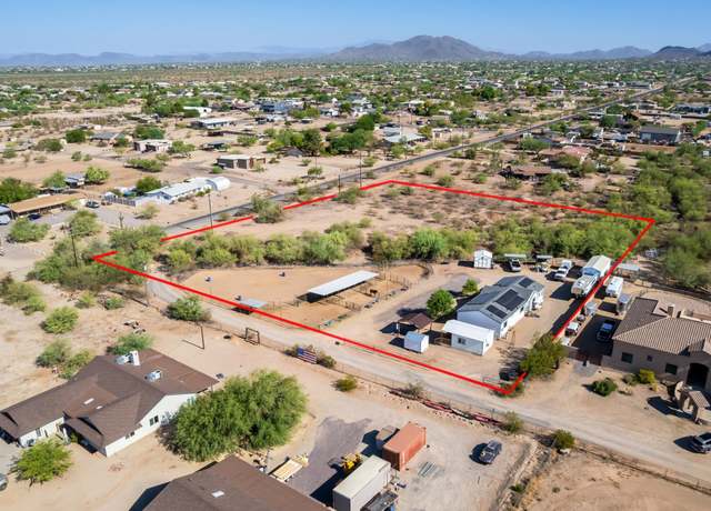 Property at 1218 E Sentinel Rock Rd, Phoenix, AZ 85086, 4 beds, 2 baths