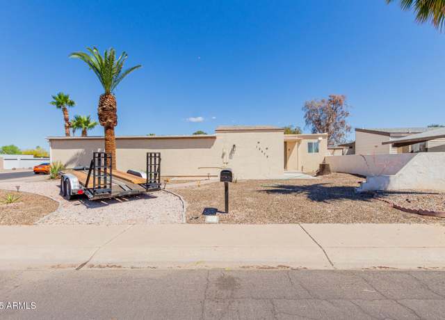 Property at 10472 W Devonshire Ave, Phoenix, AZ 85037, 3 beds, 2 baths