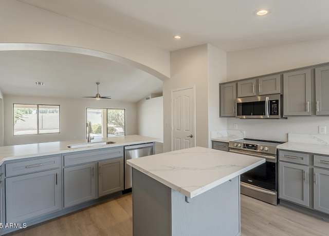 Property at 10308 E Sunburst Dr, Sun Lakes, AZ 85248, 2 beds, 2 baths