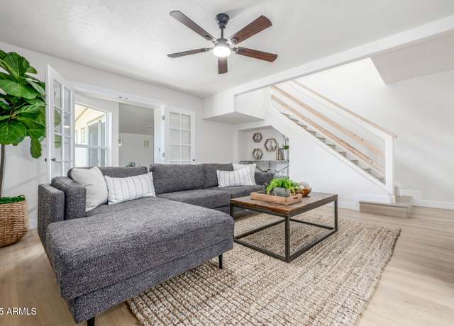 Property at 6001 N 10th Way, Phoenix, AZ 85014, 4 beds, 2 baths