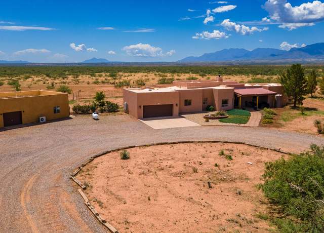 Property at 822 W Dust Storm Rd, Huachuca City, AZ 85616, 3 beds, 3 baths