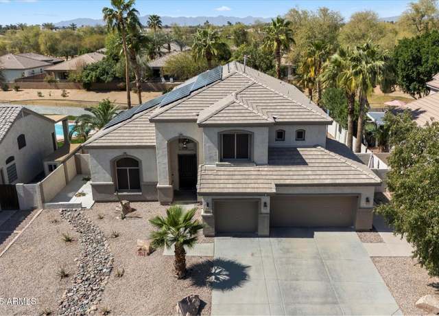 Property at 2702 S Beverly Pl, Chandler, AZ 85286, 4 beds, 3 baths