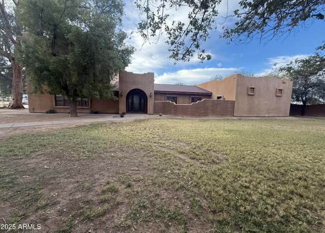 Property at 667 E Pony Ln, Gilbert, AZ 85295, 6 beds, 5.5 baths