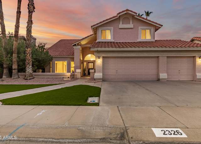 Property at 2326 E Mallard Ct, Gilbert, AZ 85234, 4 beds, 2.5 baths