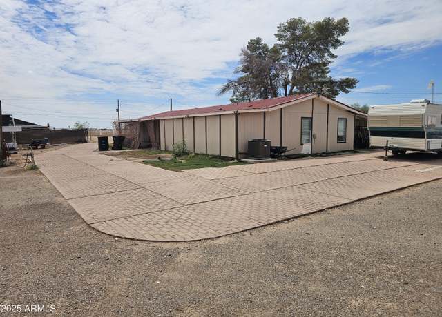Property at 352 W Martin Rd, Coolidge, AZ 85128, 3 beds, 2 baths