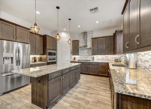 Property at 6503 E Bluefield Ave, Phoenix, AZ 85054, 4 beds, 3.5 baths