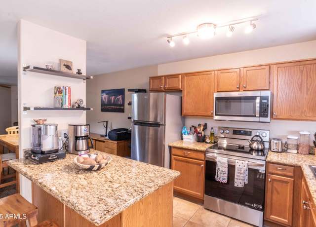 Property at 455 S Mesa Dr #104, Mesa, AZ 85210, 2 beds, 2.5 baths