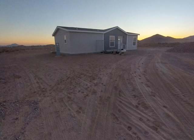 Property at 39255 W Mohave St, Tonopah, AZ 85354, 2 beds, 1.75 baths