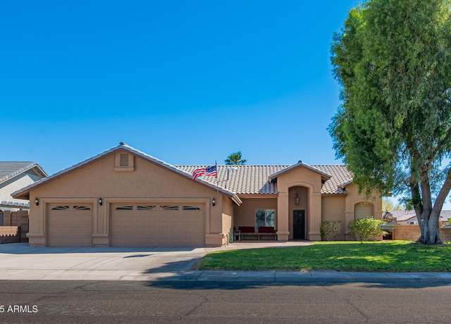 Property at 10691 E 37th Pl, Yuma, AZ 85365, 3 beds, 2 baths