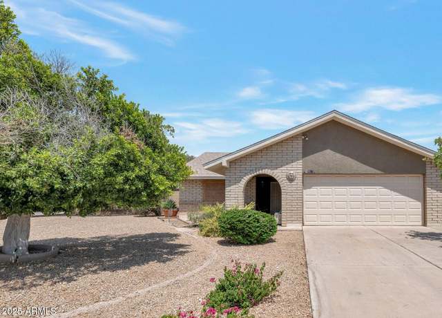 Property at 15637 N 54th St, Scottsdale, AZ 85254, 2 beds, 2 baths