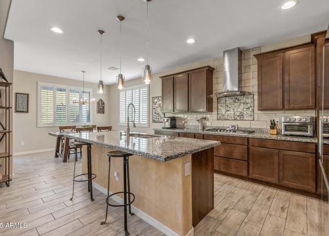 Property at 20646 W Delaney Dr, Buckeye, AZ 85396, 4 beds, 4 baths