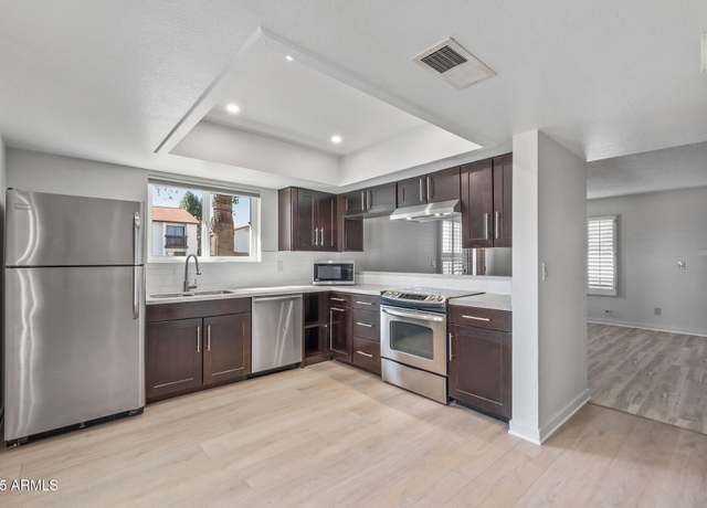 Property at 2828 E Waltann Ln #1, Phoenix, AZ 85032, 2 beds, 1.5 baths