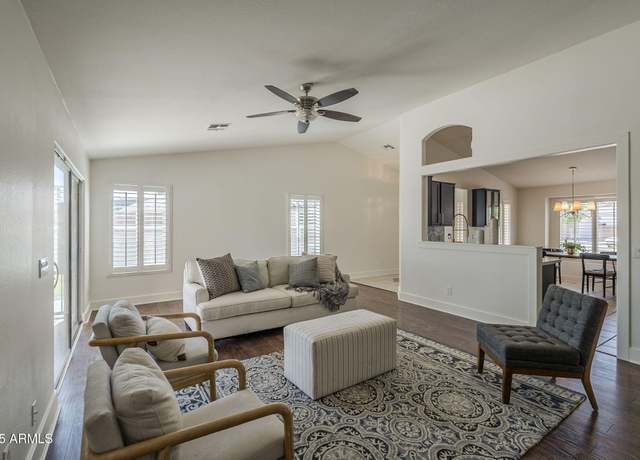 Property at 890 N Bogle Ct, Chandler, AZ 85225, 3 beds, 2 baths