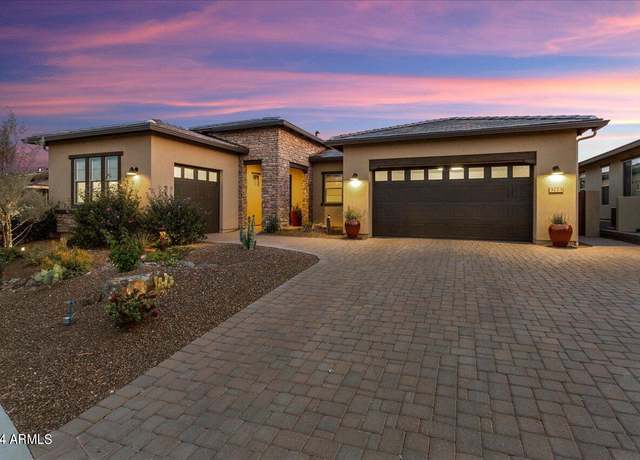 Property at 3273 Prospector Way, Wickenburg, AZ 85390, 2 beds, 2.5 baths