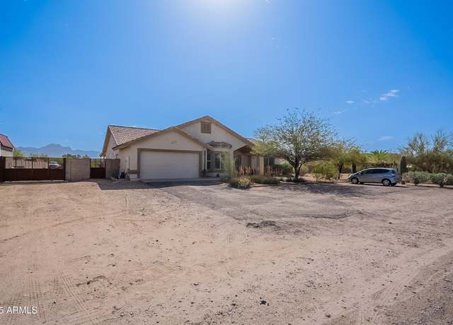 Property at 907 N Mountain Rd, Mesa, AZ 85207, 4 beds, 2 baths