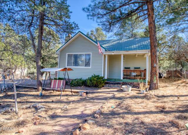 Property at 2185 Forest Park Dr, Overgaard, AZ 85933, 2 beds, 1.5 baths