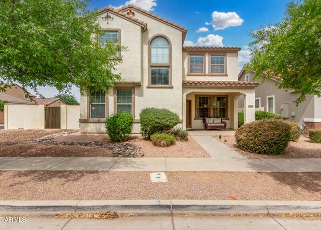 Property at 1912 S Colt Dr, Gilbert, AZ 85295, 4 beds, 2.5 baths