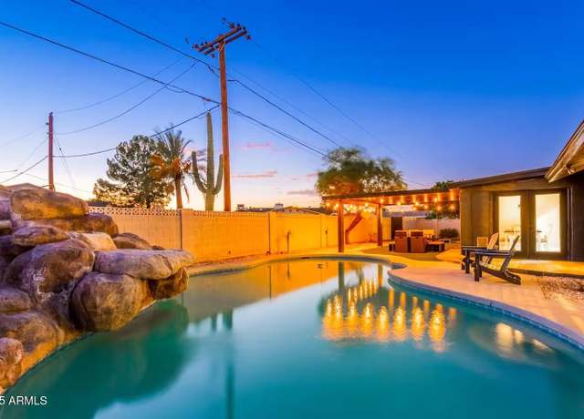 Property at 10240 N 34th Pl, Phoenix, AZ 85028, 5 beds, 3 baths