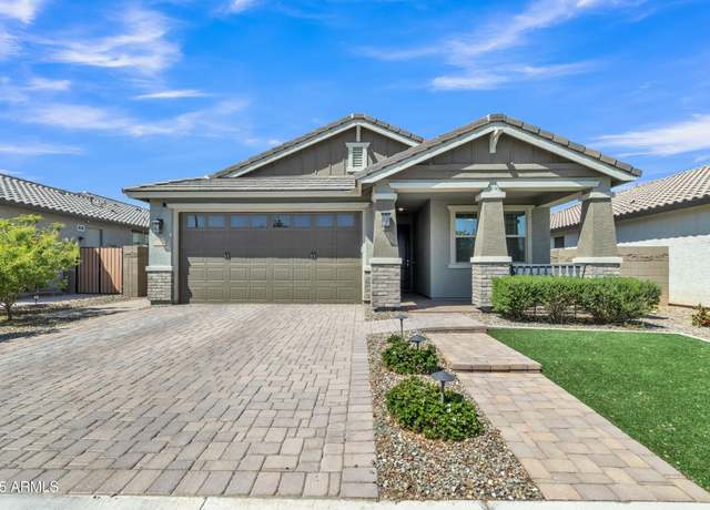 Property at 15236 W Portland St, Goodyear, AZ 85338, 4 beds, 3 baths