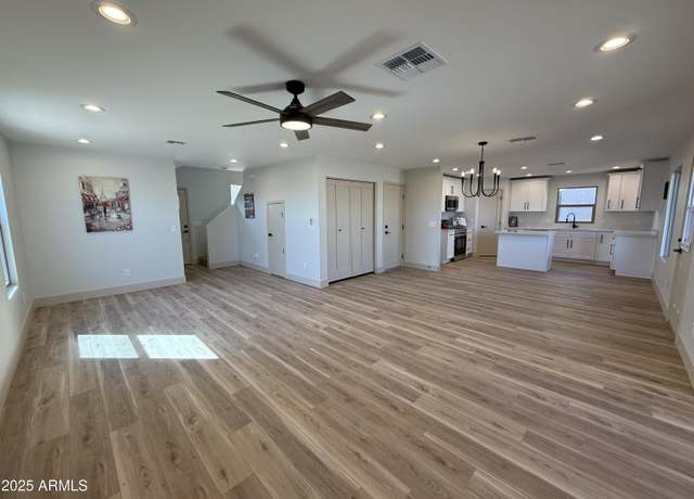 Property at 843 W Ocotillo St, Casa Grande, AZ 85122, 4 beds, 2.5 baths