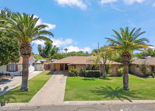 Property at 2913 E Earll Dr, Phoenix, AZ 85016, 3 beds, 2 baths