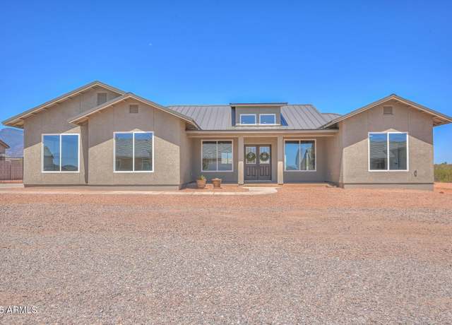 Property at 4098 S Lois Ln, Sierra Vista, AZ 85650, 4 beds, 2.5 baths